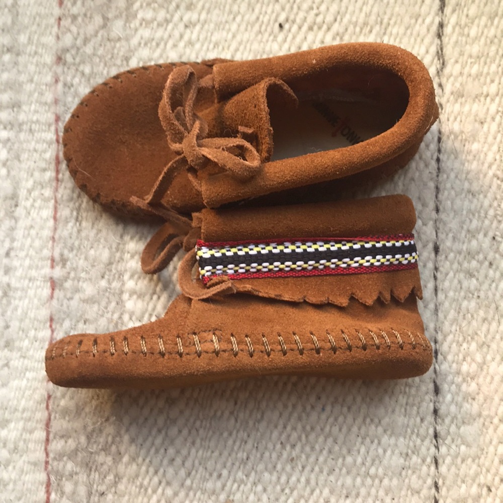 Minnetonka baby booties